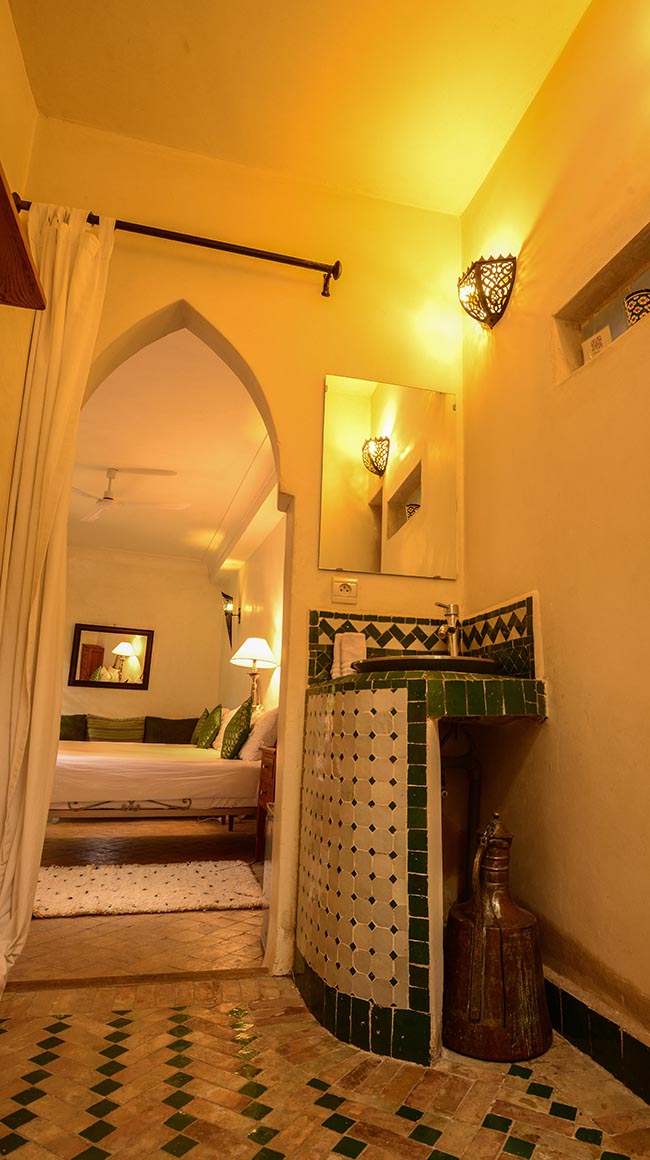 Guissa room in dar finn fez